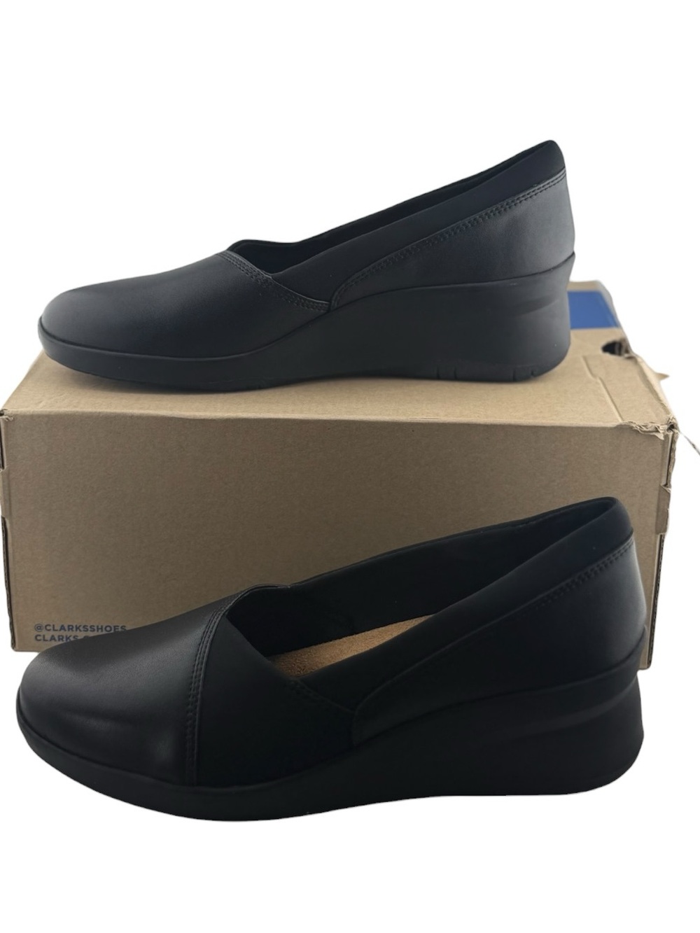Clarks Women’s Suttyn Walk Wedge Slip-On Cushioned Mid-Heel Shoes, Size 8.5